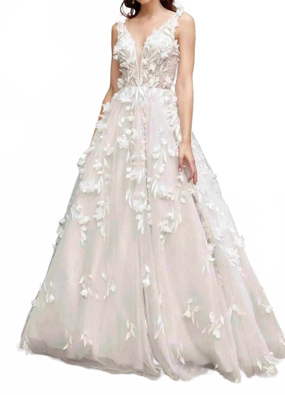 NEW ANDREA & LEO COUTURE liza floral applique wedding dress in off white